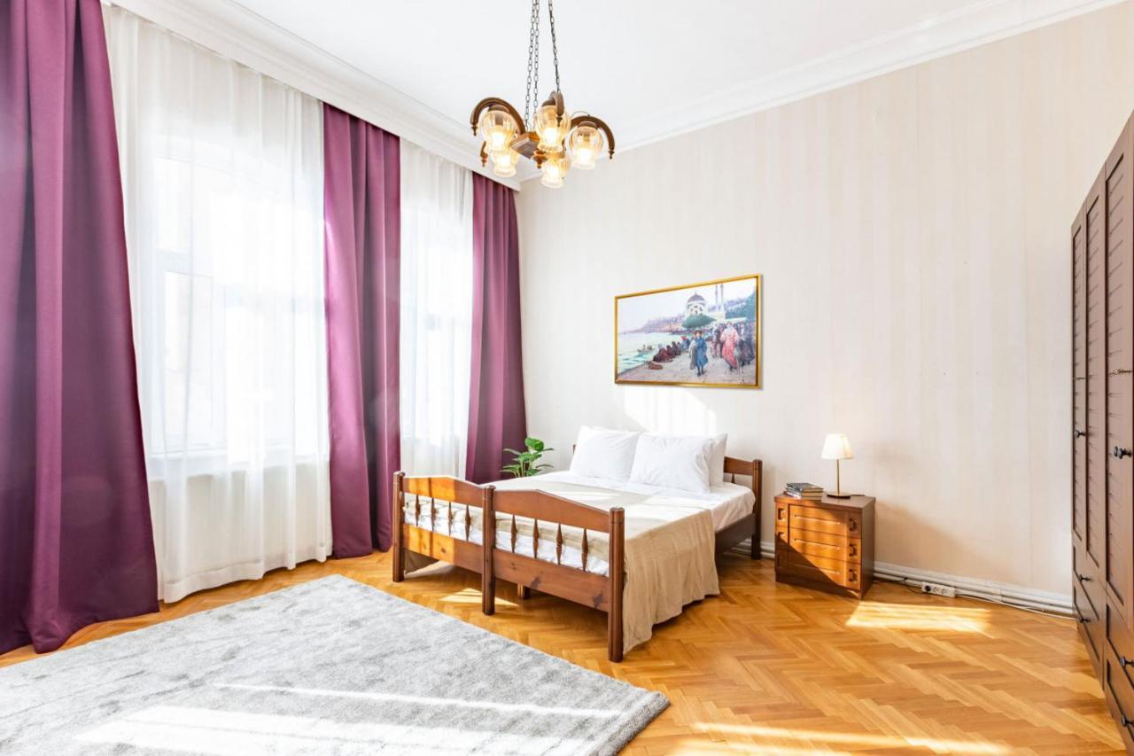 Historical Flat With A Lovely Sea View In Beyoglu Istambul Exterior foto