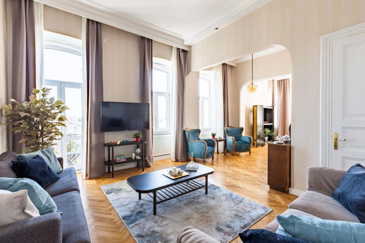 Historical Flat With A Lovely Sea View In Beyoglu Istambul Exterior foto