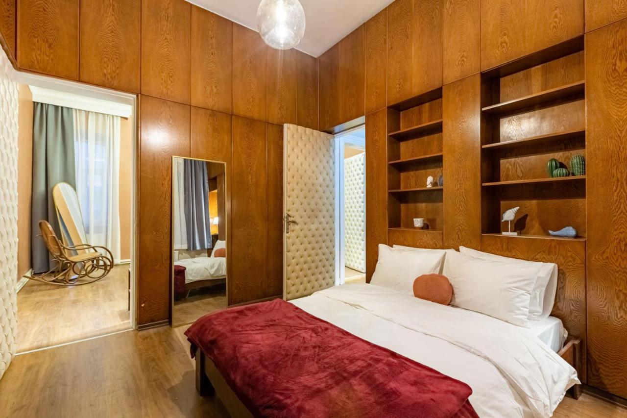 Historical Flat With A Lovely Sea View In Beyoglu Istambul Exterior foto
