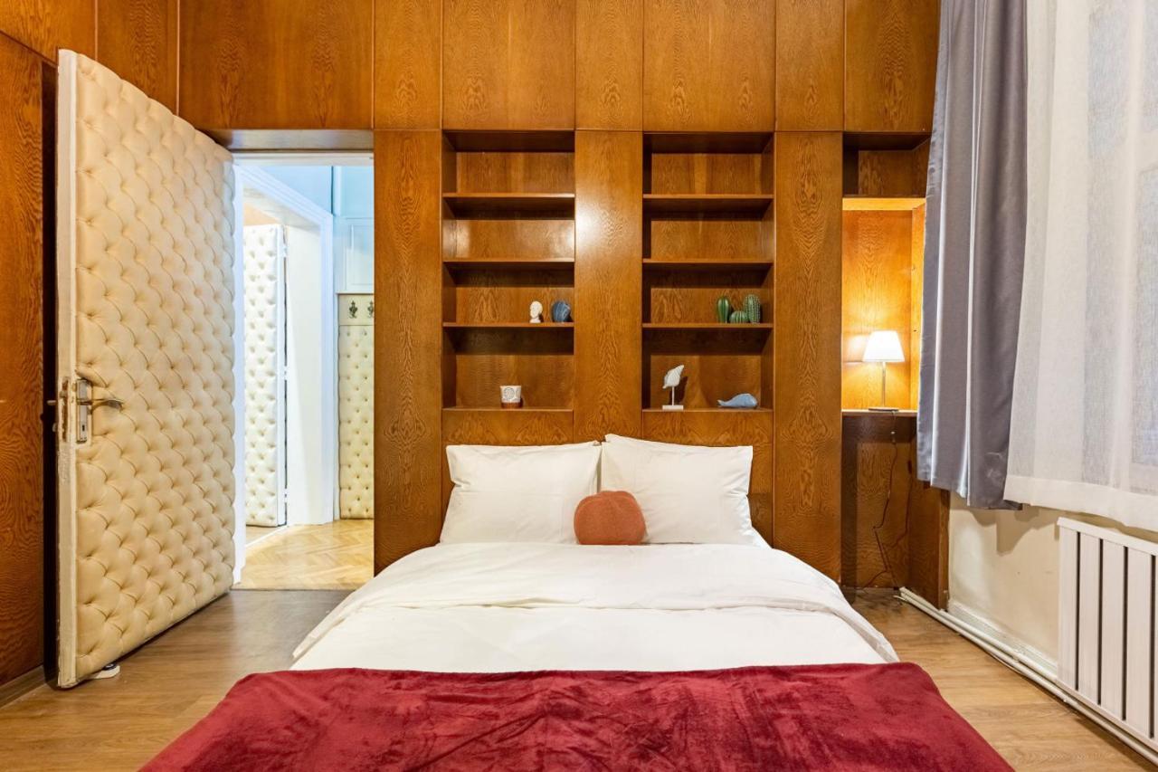 Historical Flat With A Lovely Sea View In Beyoglu Istambul Exterior foto